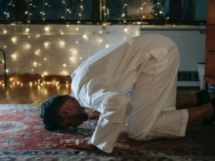 Cara Meningkatkan Kekhusyuan dalam Shalat