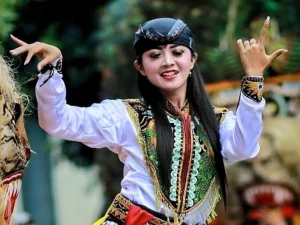 Pekik Cinta Nusantara