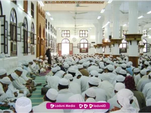 Amalan Dzikir Melapangkan Rezeki dari Habib Umar bin Hafidz