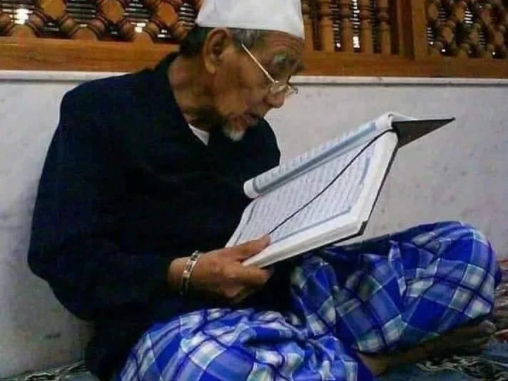 Berikut Dalil Membaca Al-Qur’an Dekat Maqbaroh Rasulullah Saw