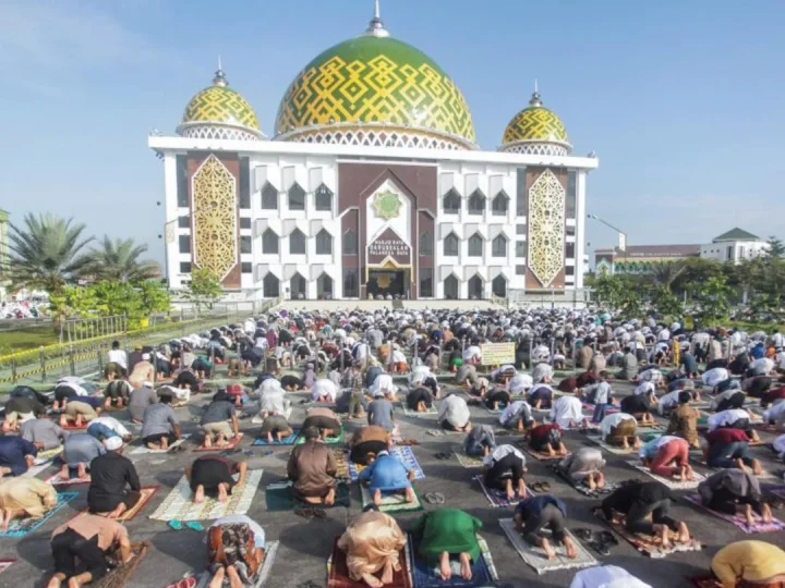 Dialog Terkait Adab Serta Kesunnahan di Malam Ied, Hari Raya Ied dan Bulan Syawal