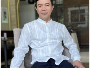 Tuhan Tidak Bermain Dadu