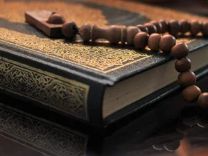 Khutbah Jumat: Mengetuk Pintu langit, Prasangka Baik Kepada Allah, Bertasbih dan Bersabar