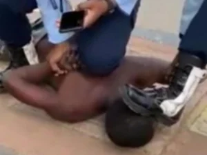 Injak Kepala Warga Papua: PC SEMMI Jakpus Pertanyakan Kurikulum Pendidikan di Tubuh Aparat