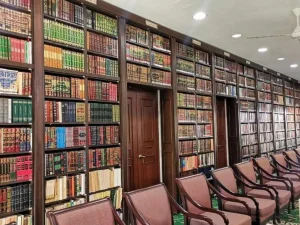 Adab Menyusun Kitab dan Buku Agama