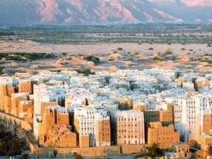 Hadramaut Yaman Kota Pencakar Langit Tertua di Dunia dari Tanah Liat