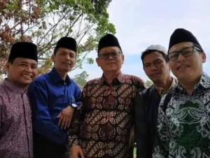 Mencari Kiblat Cinta