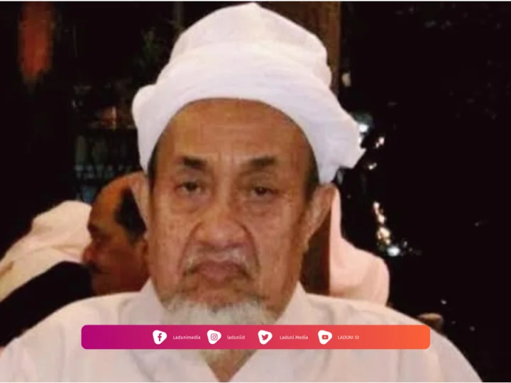 Biografi KH. Zubair Muntashor