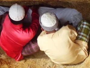 Pembacaan Talqin bagi Mayit