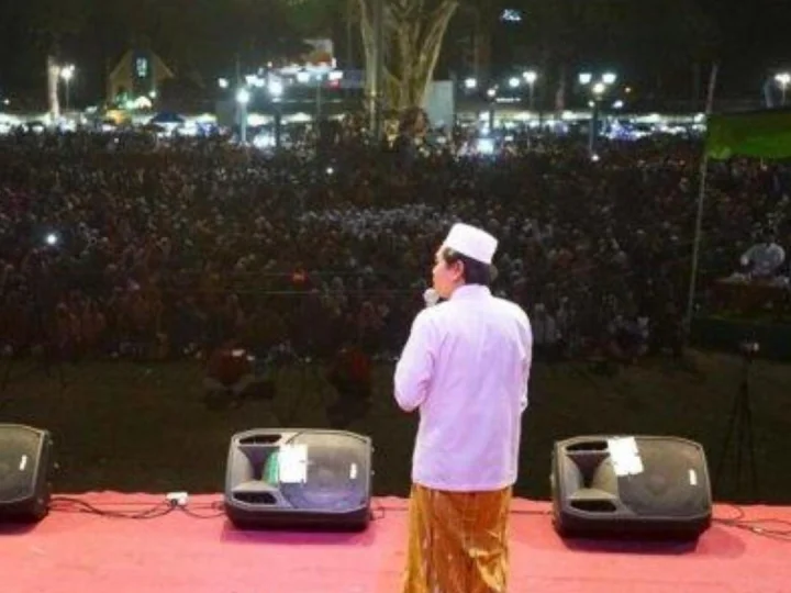 KH. Anwar Zahid: Jangan Pernah Sepelekan Amalan Kecil