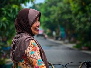Meraih Bahagia dengan Ibadah