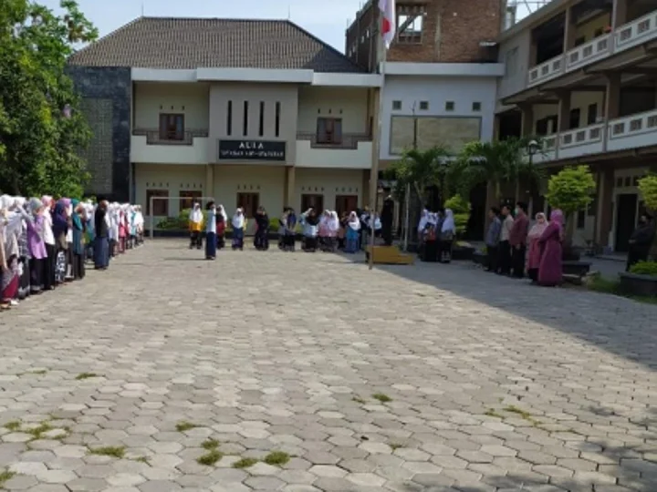 Pesantren Asy-Syarifah Demak