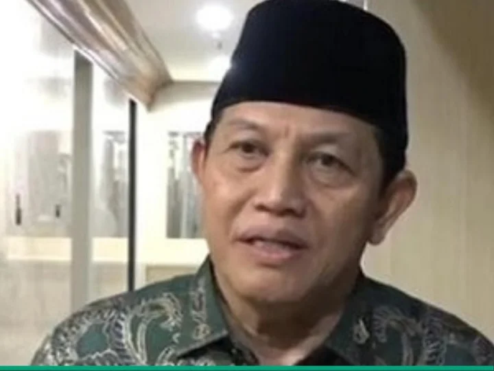 Biografi KH. Acep Adang Ruhiat
