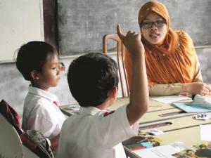 Menyambut Hari Guru Nasional, Berikut 4 kemuliaan Seorang Guru