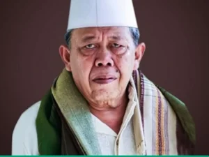 Biografi KH. Mukhtar Royani