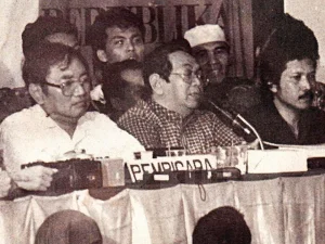 Definisi Iman Menurut Nurcholis Madjid (Cak Nur)