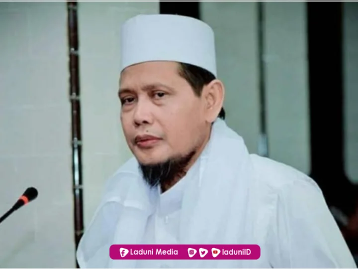 Biografi KH. Qoyim Ya'qub