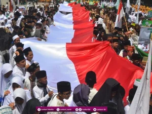 Peran Penting Santri dan Pemuda dalam Menjaga Demokrasi di Indonesia