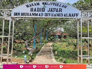 Ziarah di Makam Habib Ja’far Al-Kaff Kudus,  Rajanya para Wali Majdub
