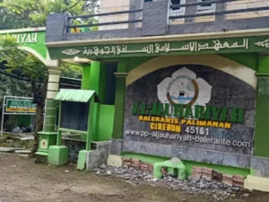 Biografi KH. Muhammad Jauhar Arifin
