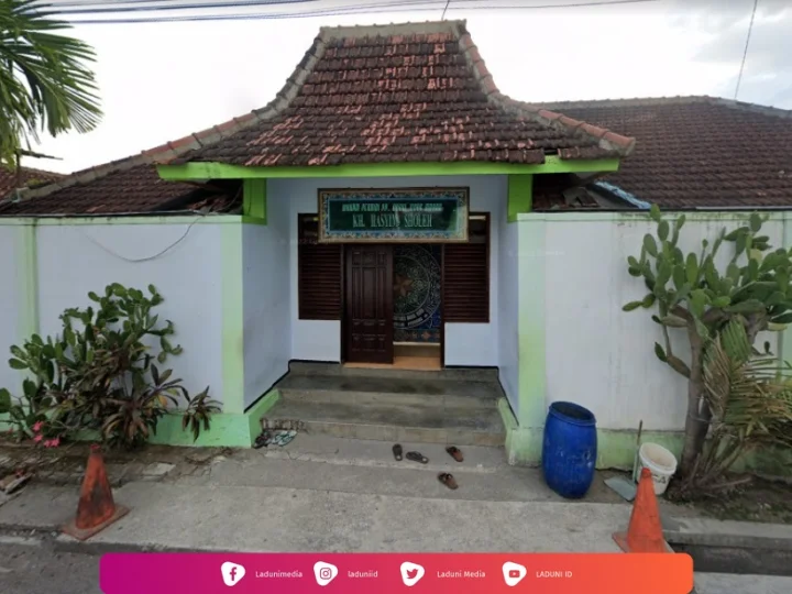 Ziarah Makam KH. Hasyim Sholeh, Muassis Pesantren Darul Huda Mayak Ponorogo