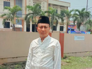 Pesantren itu Mahalu al-Ilmi wa al-Adabi