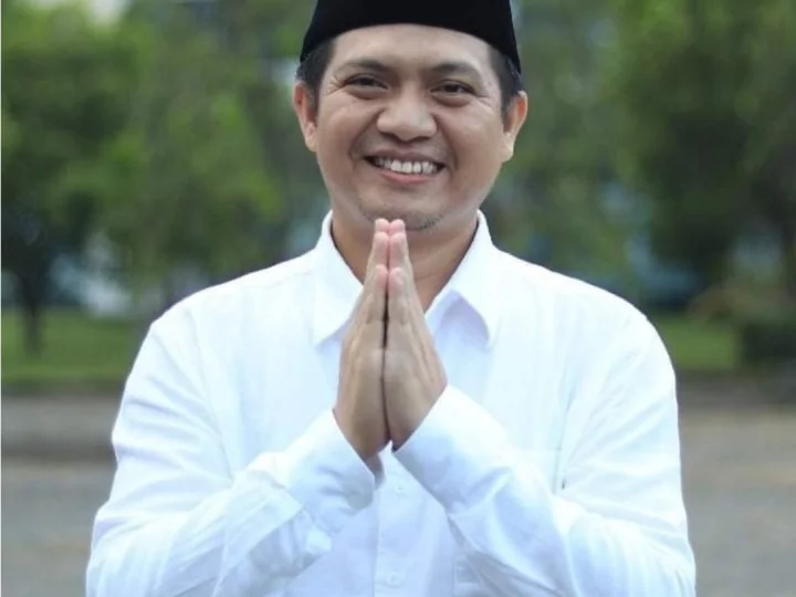 Biografi Prof. Dr. Kyai Ruslan Abdul Ghofur Noor, S.Ag., M.Si.