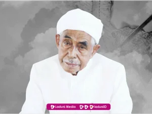 Biografi KH. Ahmad Basyir AS, Pengasuh Pesantren Annuqayah Latee, Sumenep