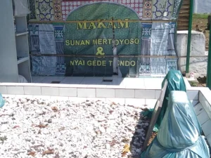 Daftar Makam yang Wajib Dikunjungi Saat Berziarah ke Makam Syaikhona Kholil Bangkalan