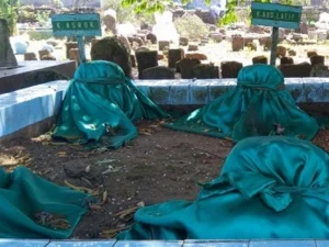 Ziarah Makam KH. Asror bin Abdullah dan Wisata Religi Kolla Al-Asror