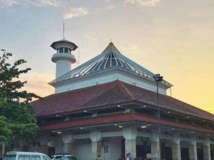 Sifat Hinduisme di Komplek Masjid Sunan Ampel