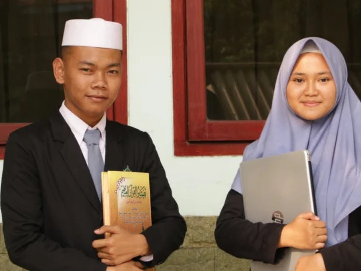 Awal dari Kesesatan Adalah Tidak Taat Pada Guru