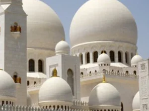 Hal-hal yang Boleh Dilakukan di Masjid