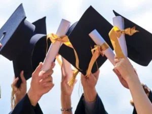 Motivasi Terbaik untuk Kuliah Ilmu Duniawi