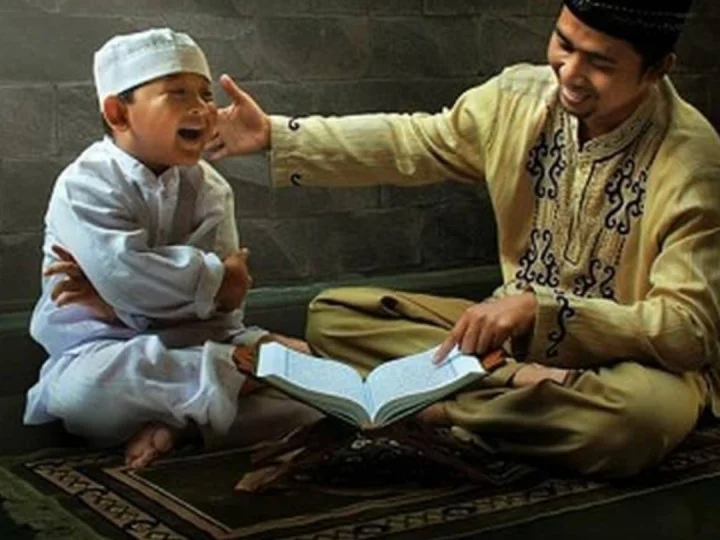 Ambil Ilmu dari Orang yang Jelas Sanad Keilmuan dan Keteladanan