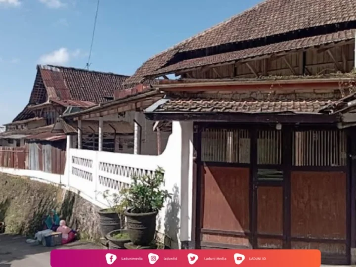 Ziarah di Makam KH. Hasan Asy’ari (Mbah Mangli), Waliyullah dari Mangli