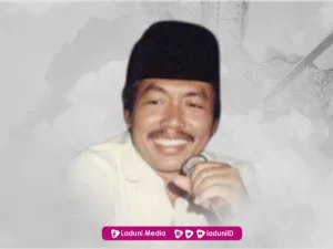Biografi KH. Moh. Nahrowi Zaenal Ali Musthofa