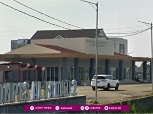 Ziarah di Makam KH. Dimyati Rois, Sosok Ulama Kharismatik dan Tawadhu'
