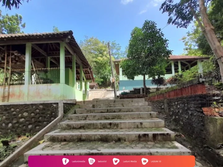 Ziarah di Makam KH. Imam Puro, Pendakwah Islam di Wilayah Selatan Jawa