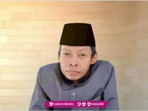 Biografi KH. Ahsin Syifa Aqil Siroj