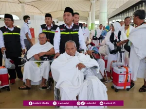 Hukum Mewakilkan Ibadah Haji