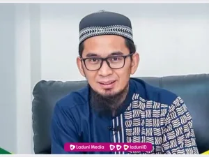 Kesaksian Ustadz Adi Hidayat tentang Semerbak Wangi di Makam KH. Maimun Zubair