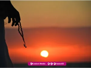 Khutbah Jumat: Muhasabah Tahun Baru Hijriyah