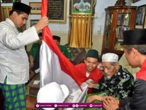 Rahasia di Balik Angka Kemerdekaan Republik Indonesia Menurut Mbah Moen