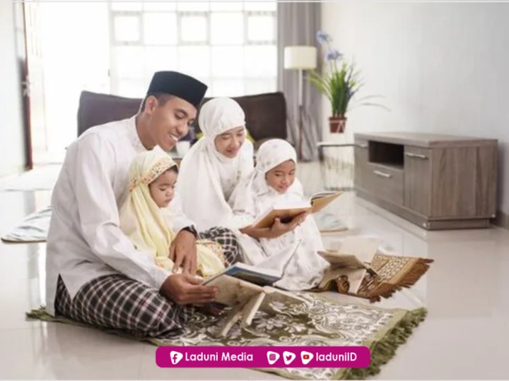 Khutbah Jumat: Membangun Keluarga Ideal Sebagai Pilar Kokoh Bangsa