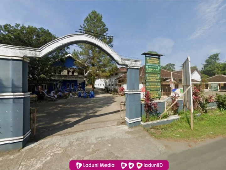 Pesantren Mamba’ul Hisan Tempuran, Magelang