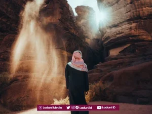 Akhlak Nabi Muhammad SAW Ketika Diludahi Seorang Yahudi
