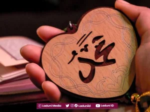 Khutbah Jumat: Mencintai Rasulullah SAW adalah Sebuah Keniscayaan