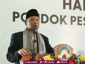 Biografi Drs. KH. Samsudin, Lc, Pendiri Pesantren Darut Taqwa Ponorogo