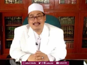 Biografi Dr. KH. A. Fahrur Rozi Burhan, S.Ag. M.Pd, Pengasuh Pesantren Annur-1 Malang